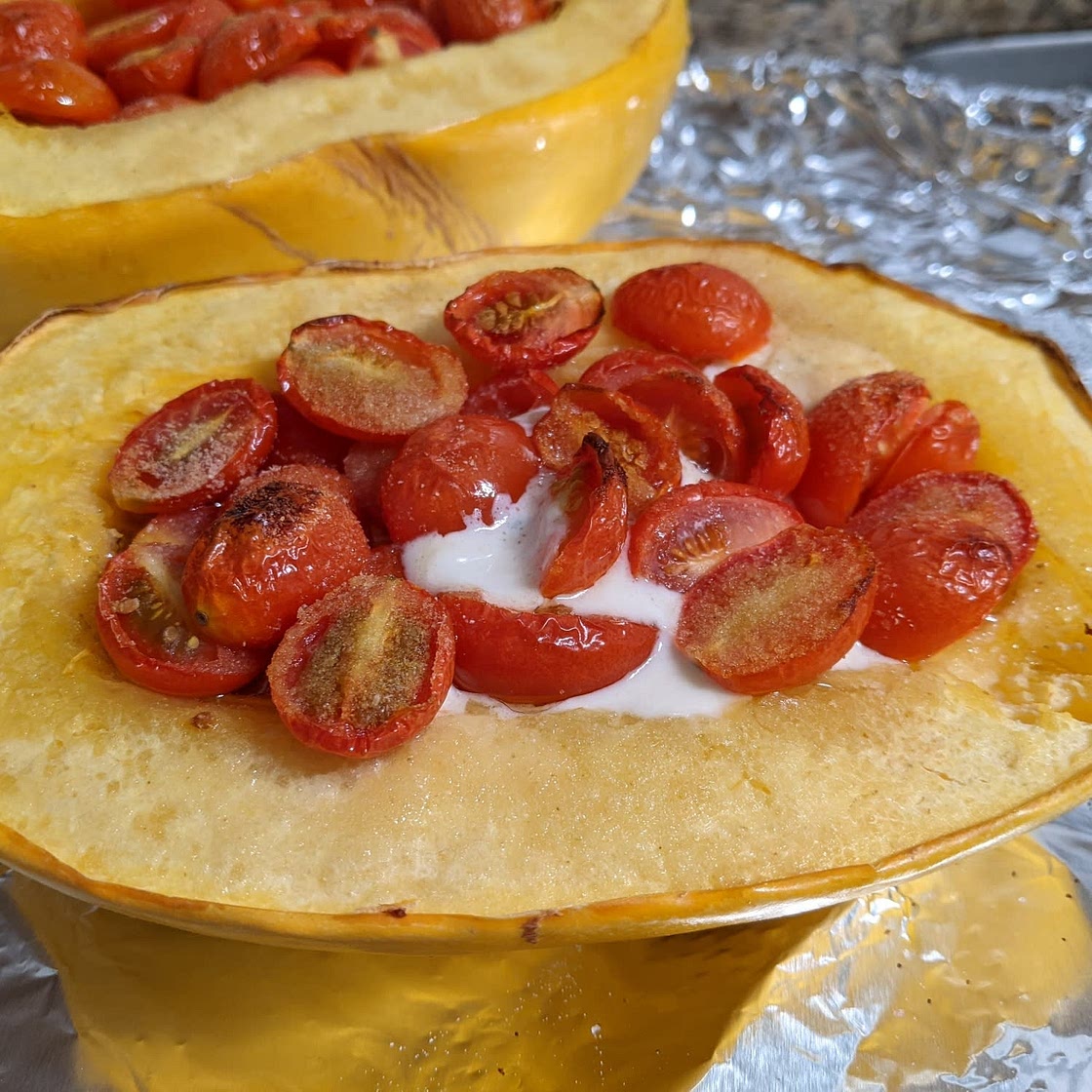 Cheesy Tomato Spaghetti Squash
