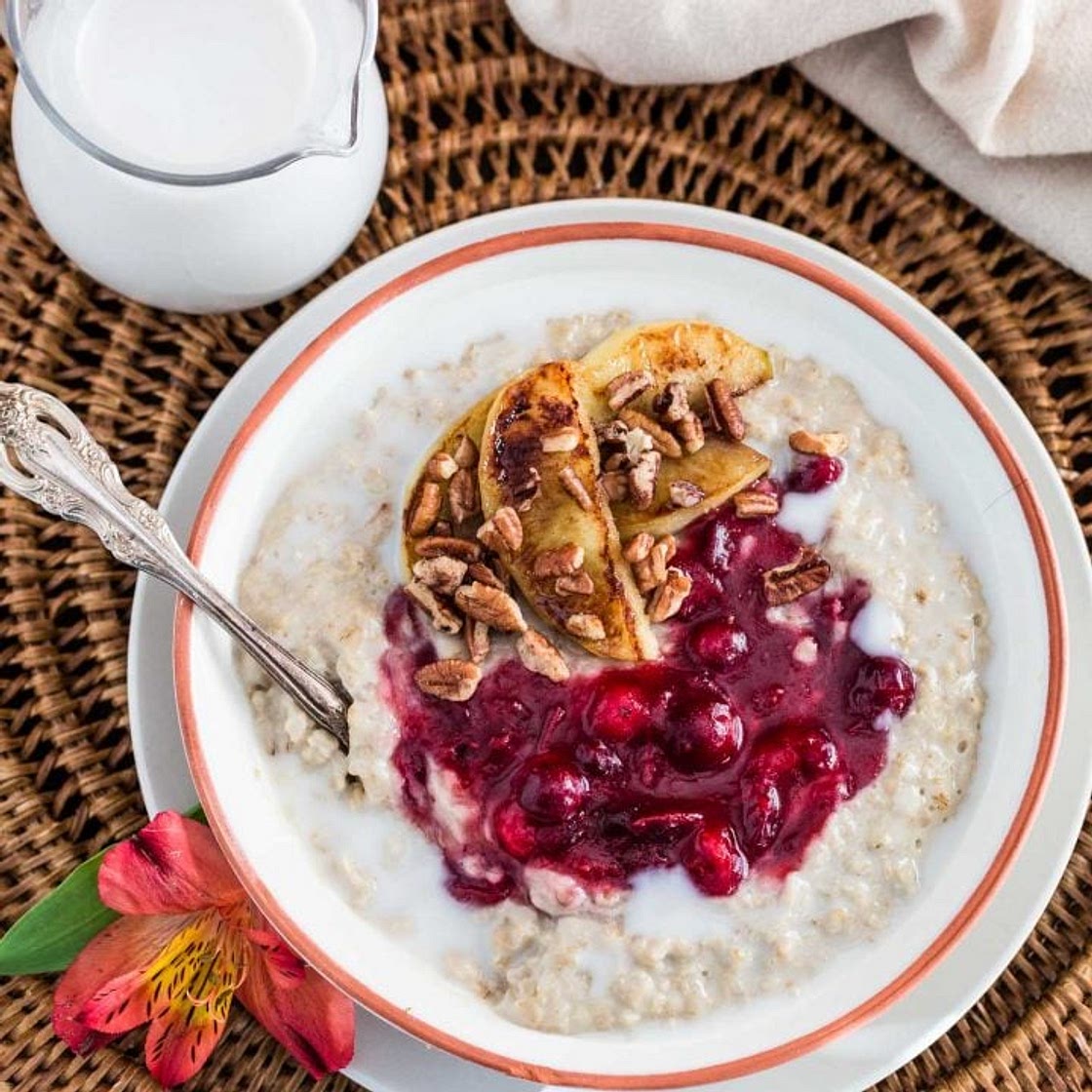 Christmas Oats Porridge with Cranberry Sauce, Apples and Pecans