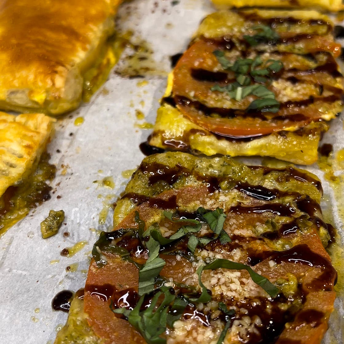 Pesto, Tomato & Basil Puff Pastry