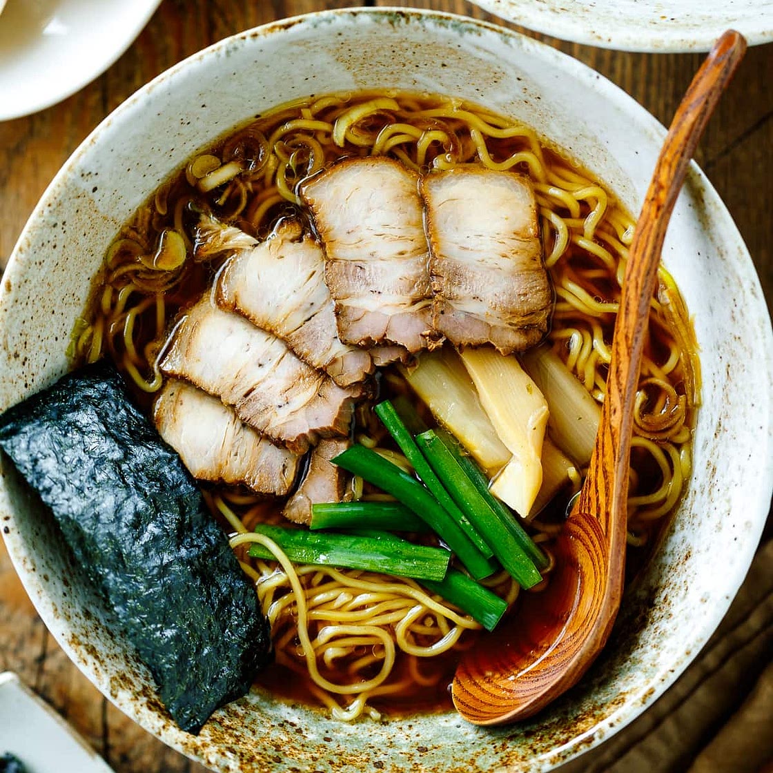 Shoyu Ramen – Recipe from Bizentei, Tokyo 醤油ラーメン