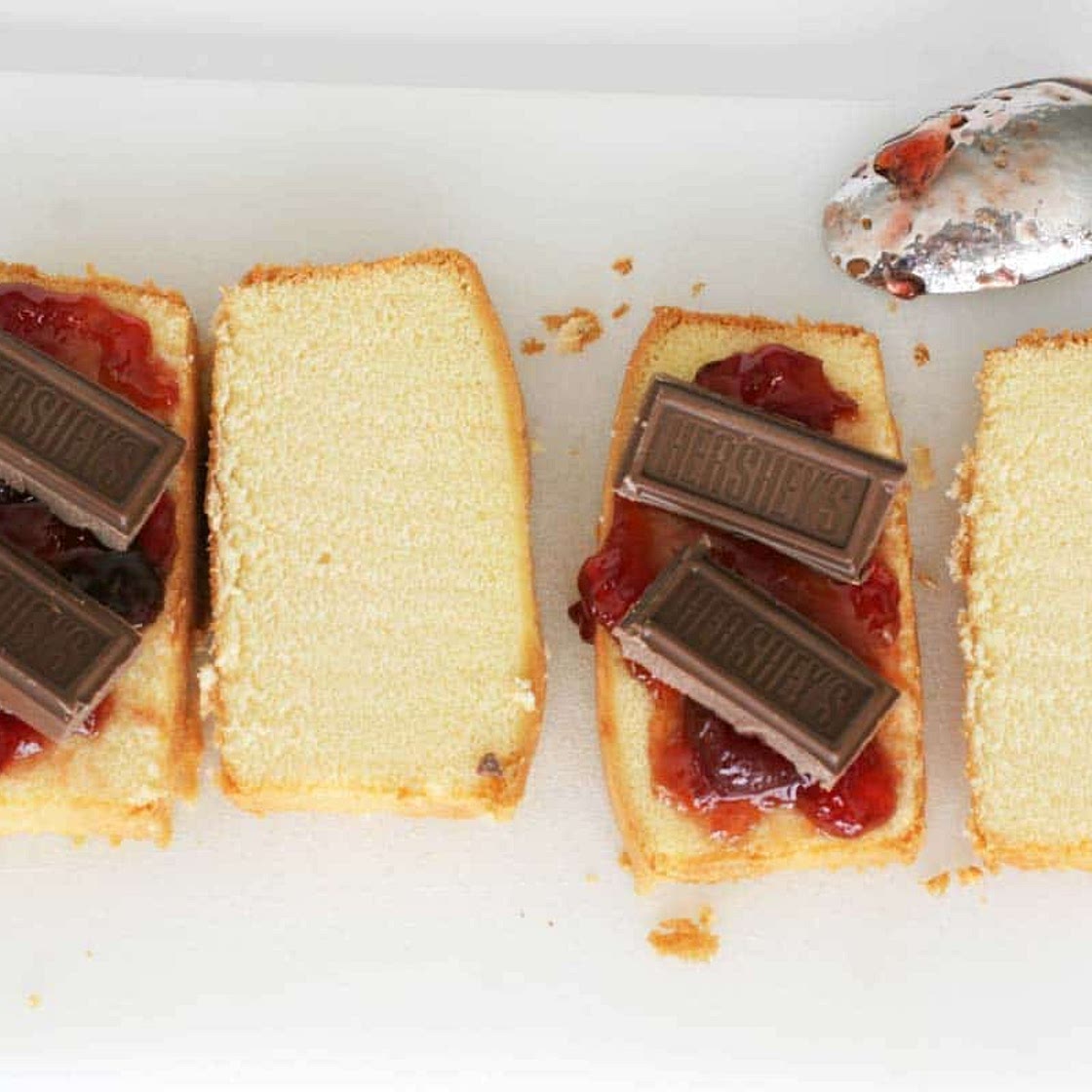 Grilled Chocolate Sandwiches