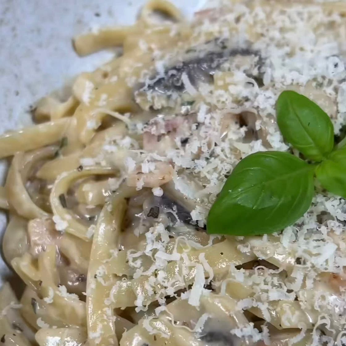 Bacon & Mushroom Pasta