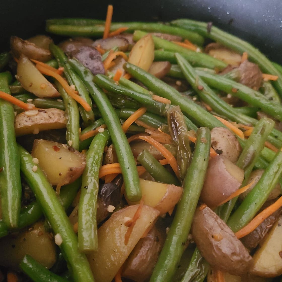 Smoked Sausage with Potatoes and Green Beans