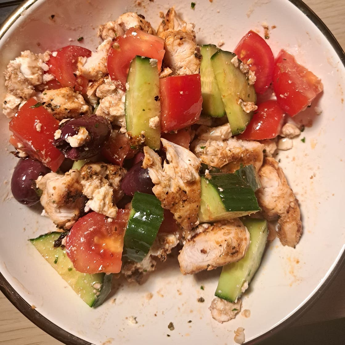 Mediterranean Grilled Chicken Salad