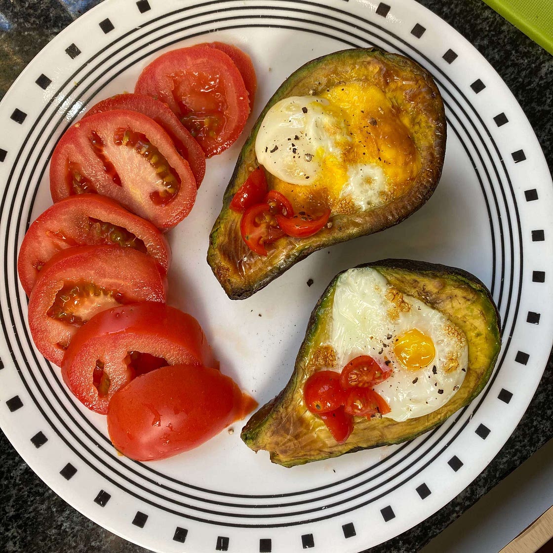Baked Eggs in an Avocado
