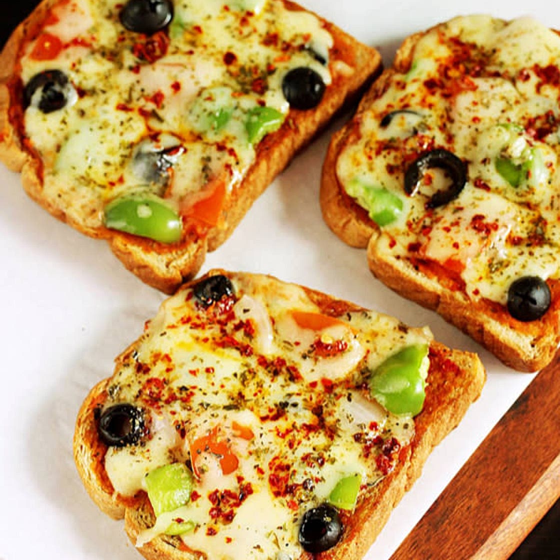 Bread pizza
