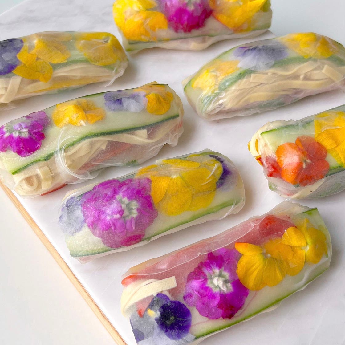 Flower summer roll 🌺🤍✨