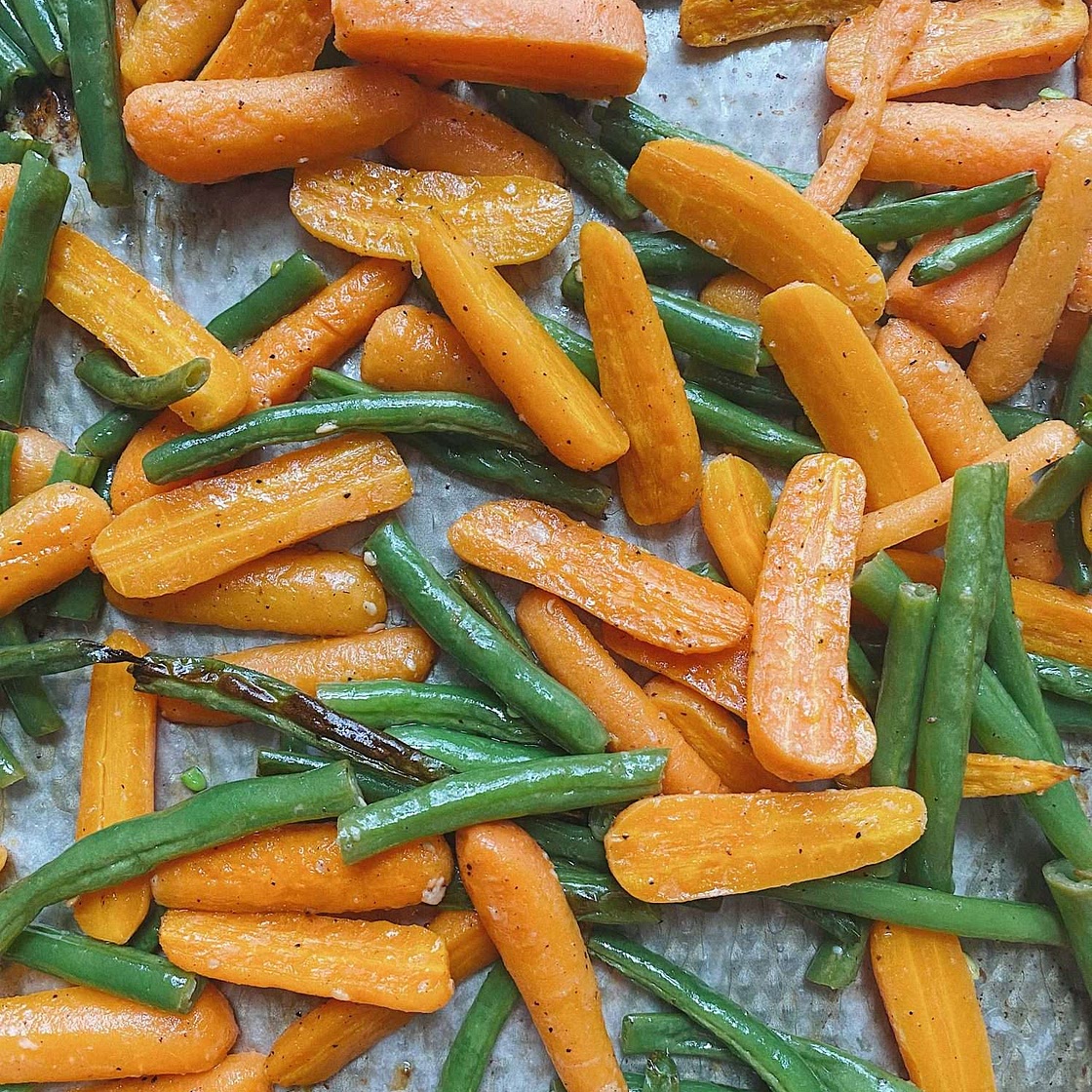 Roasted Carrots and Green Beans