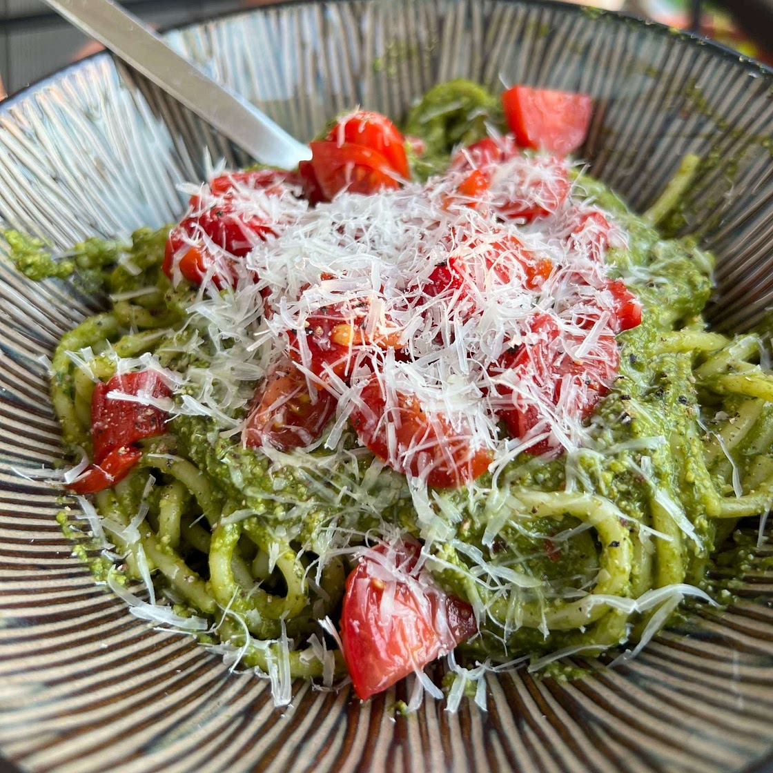 Vegan Kale-Pesto Pasta