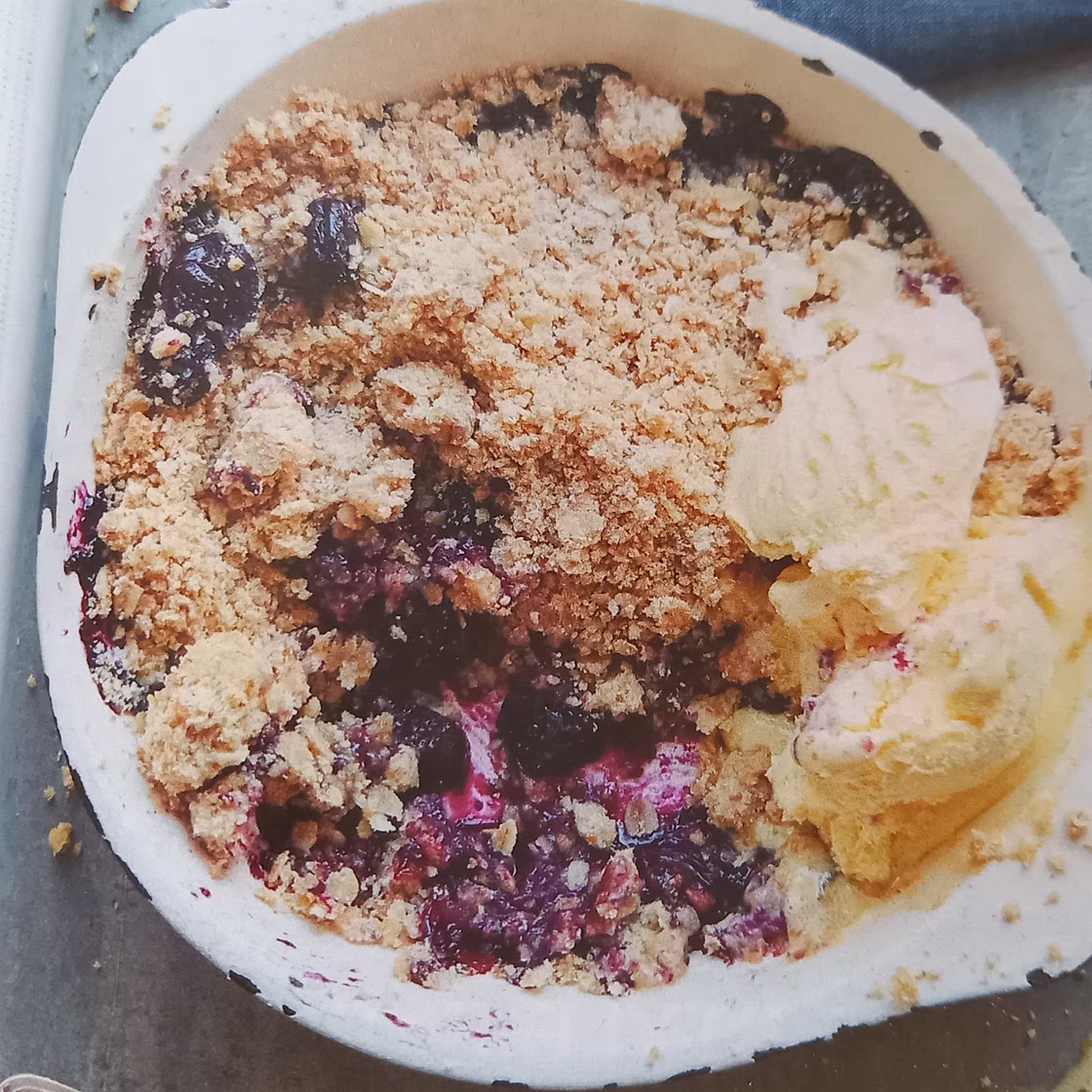 Blueberry crumble
