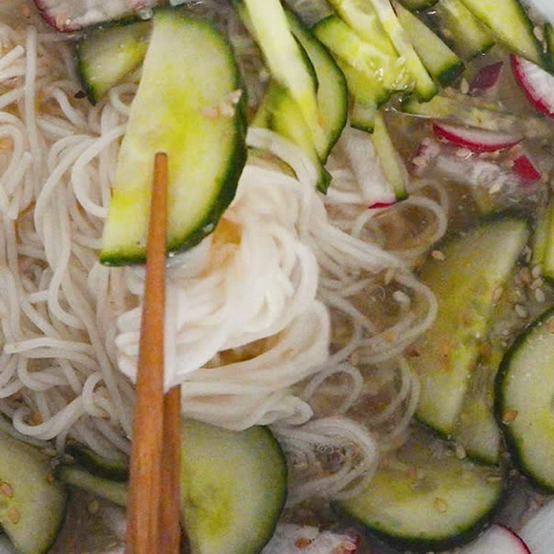summer cucumber cold noodles (refreshing!)