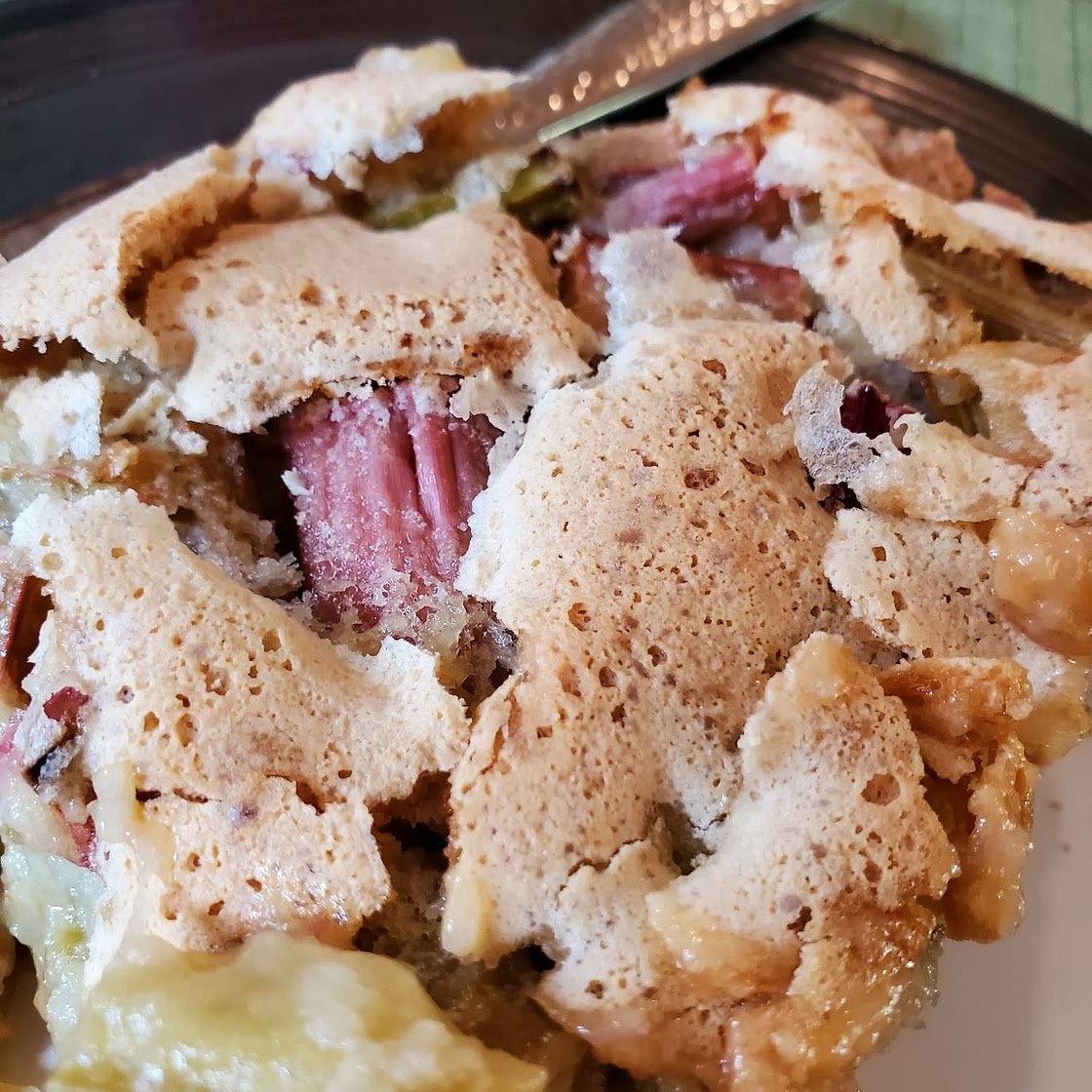 Rhubarb dream bars