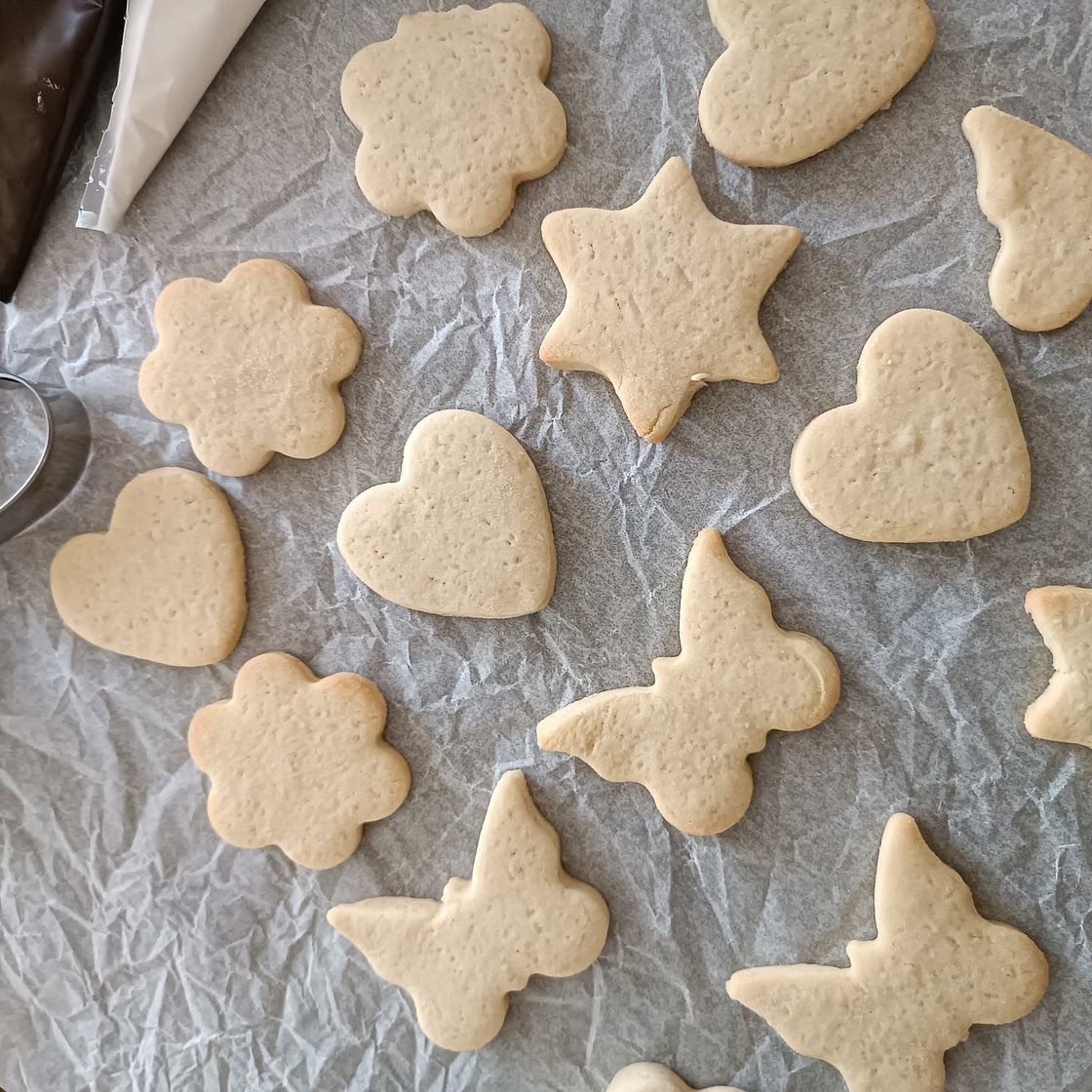 Easy No-Spread Sugar Cookies