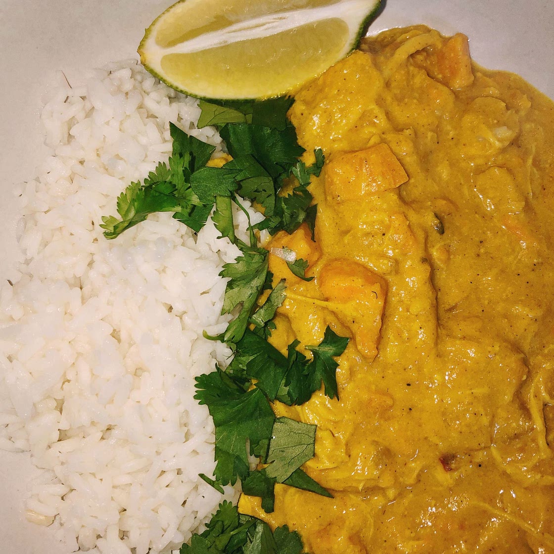 Slow Cooker Chicken Curry with Coconut Milk