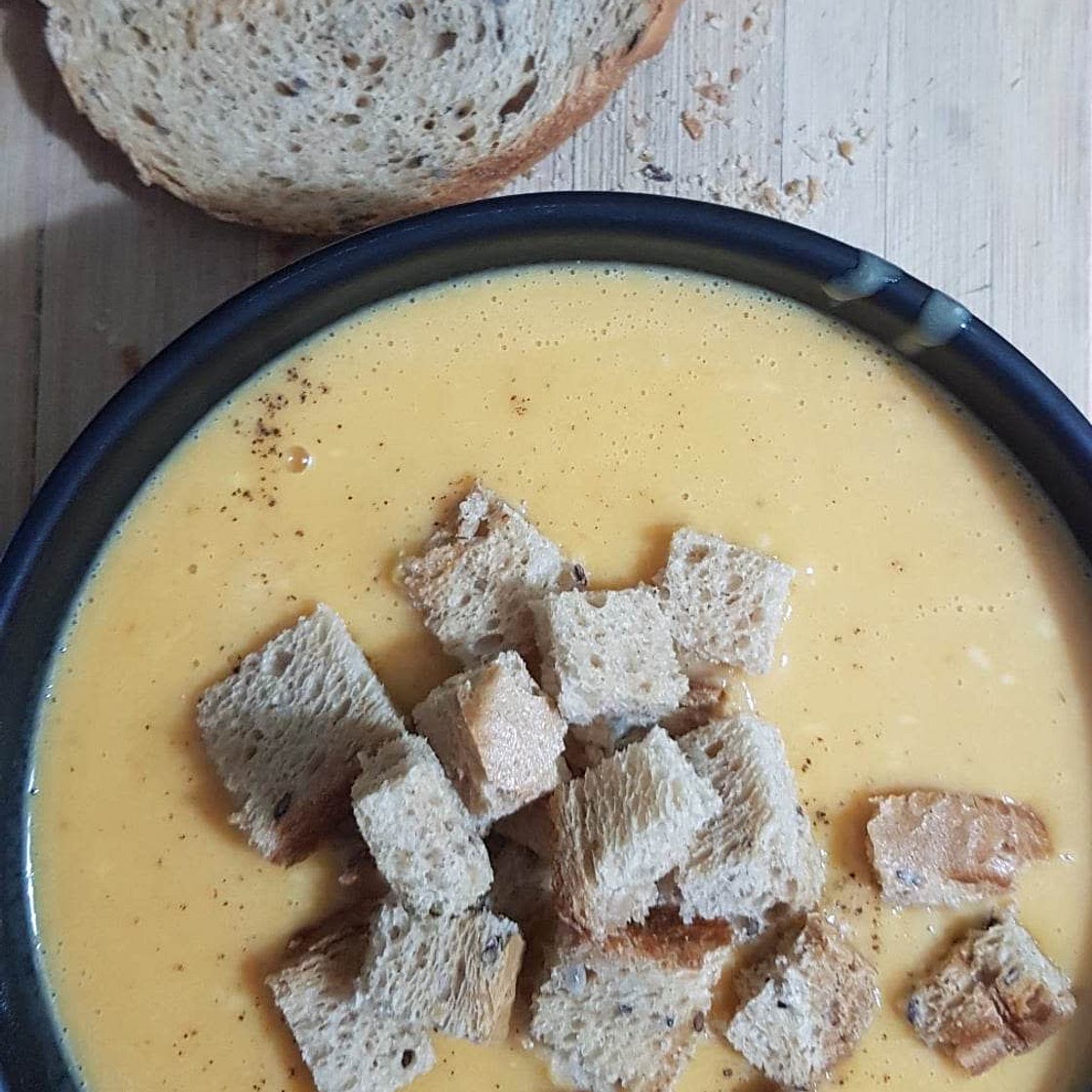 Puree-soup with vegetables and cheese