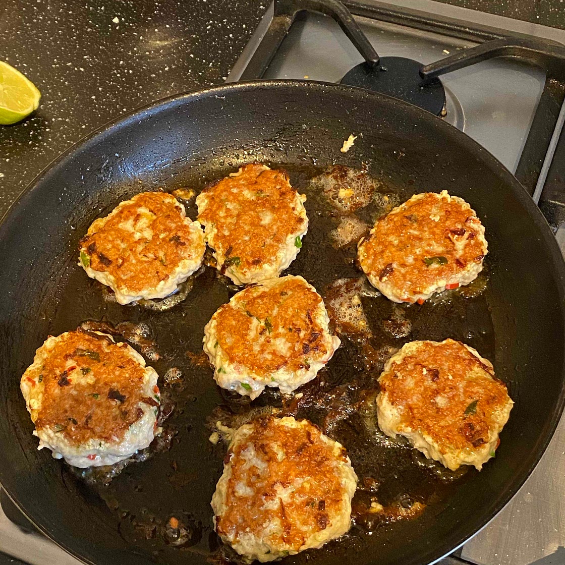 Thai chicken burgers