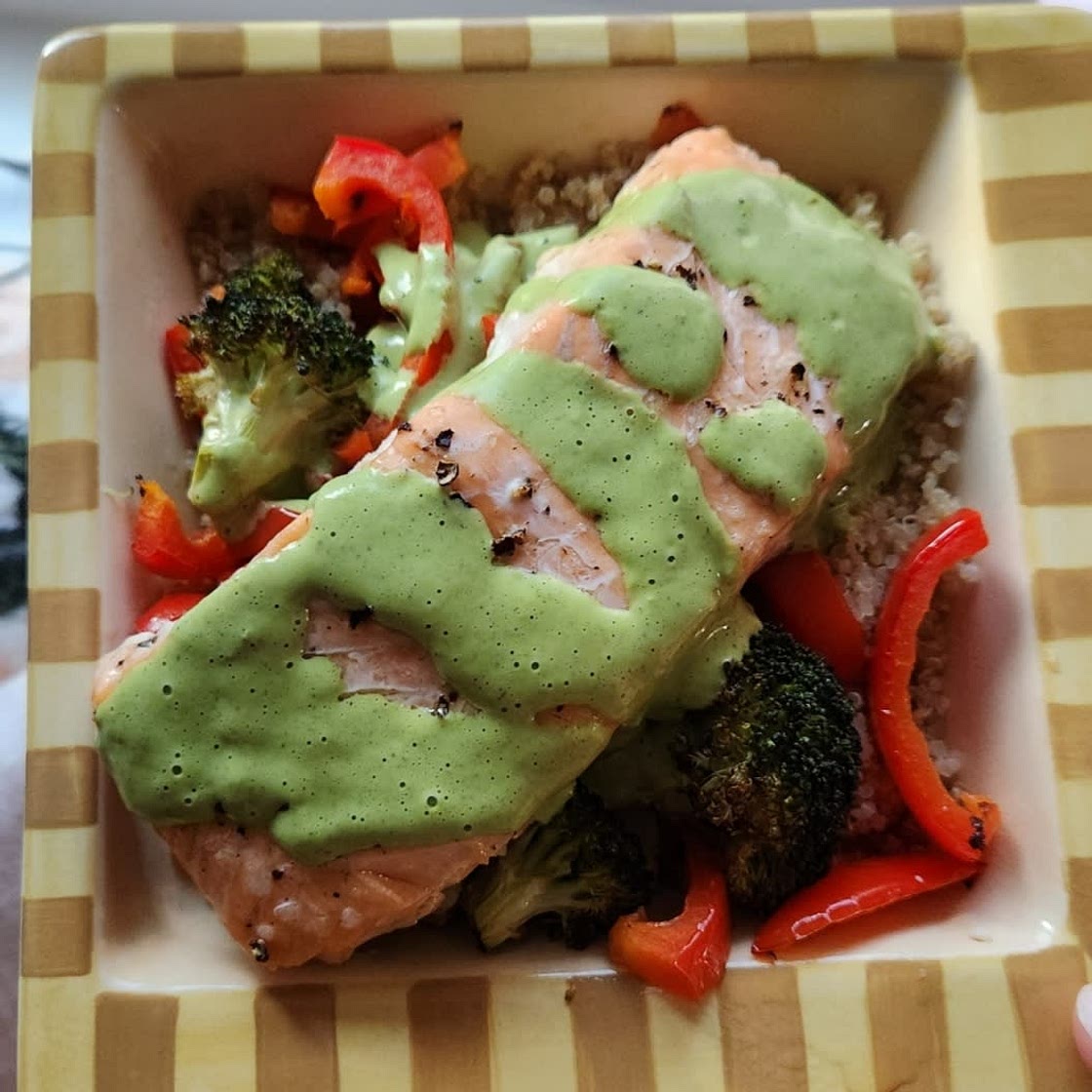 Healthy Salmon Quinoa Bowl