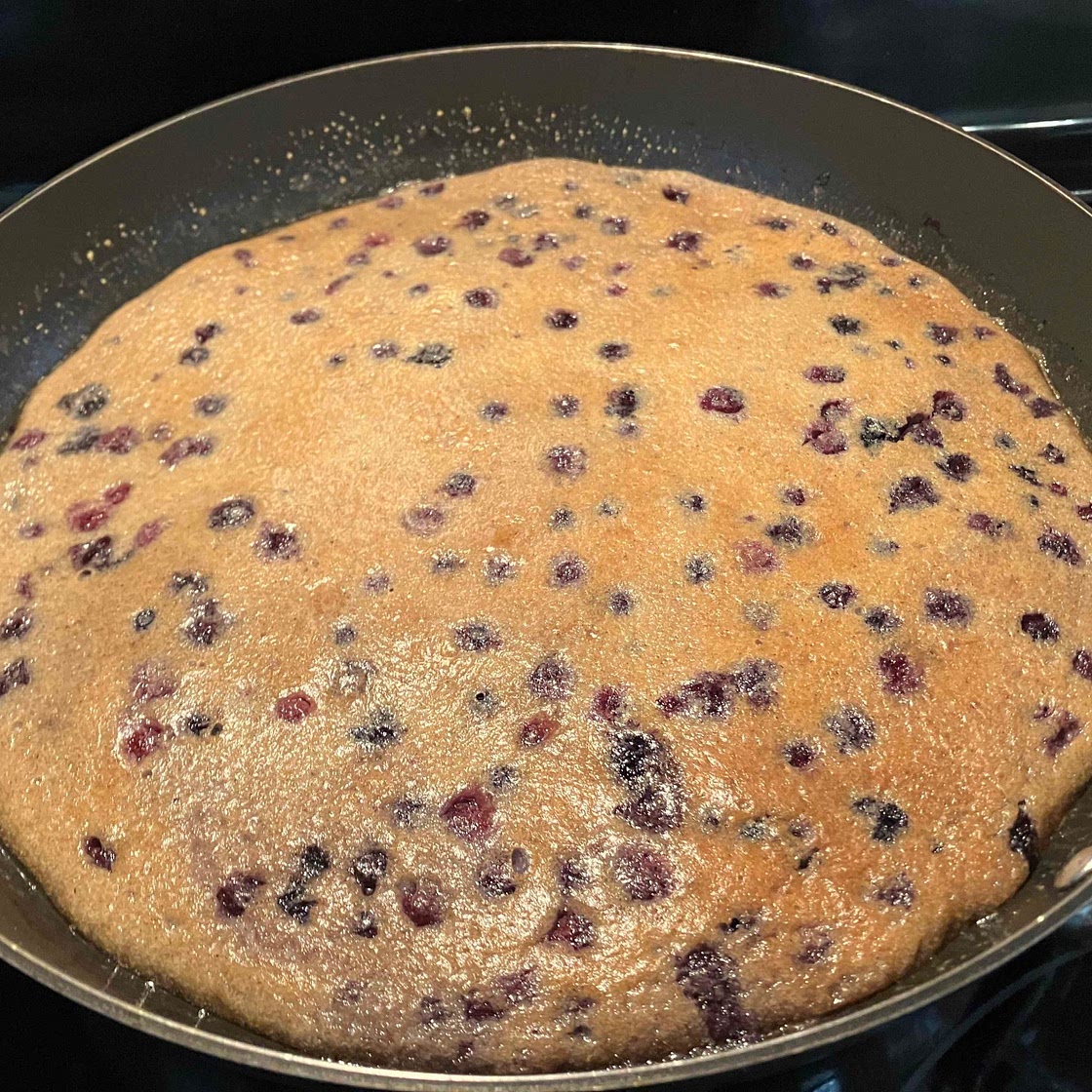 Lemon-Blueberry Dutch Baby Keto