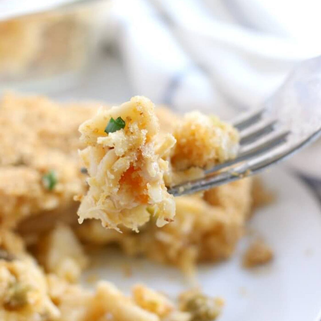 Cheesy Chicken and Rice Casserole