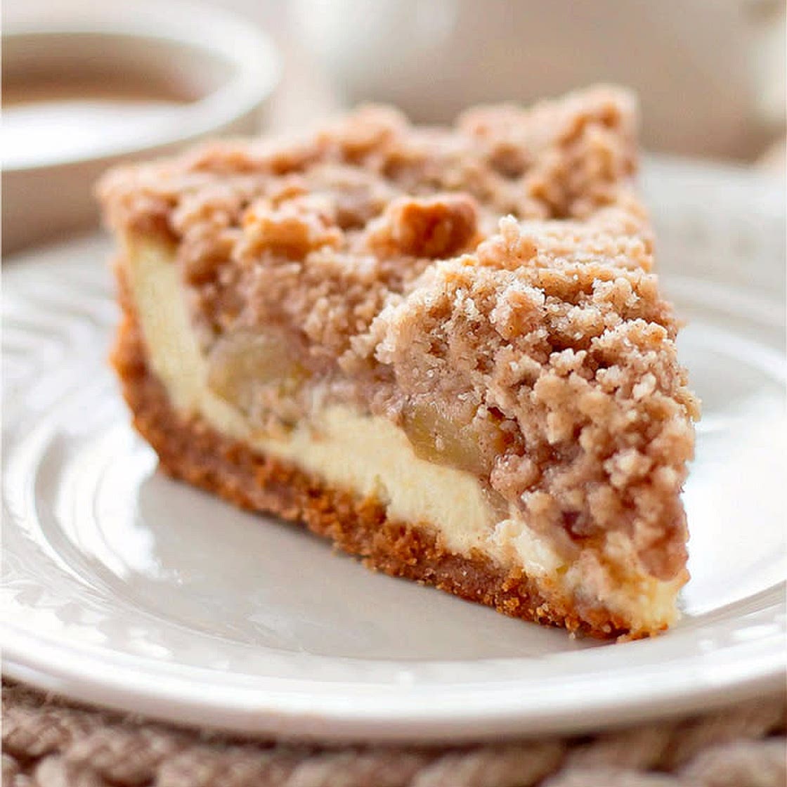 Snickerdoodle Cream Cheese Apple Pie