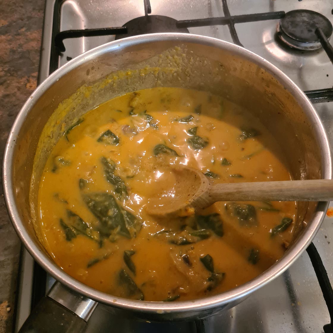 PEANUT BUTTER, MUSHROOM, SPINACH AND TOMATO STEW