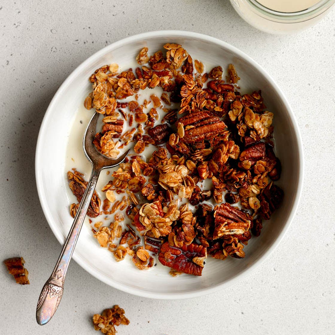 Healthy Maple Pecan Granola with Rolled Oats
