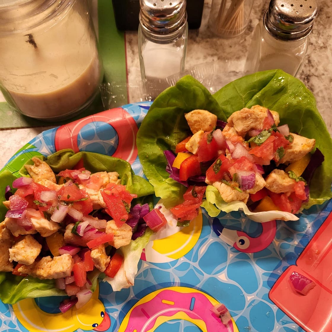 Mexican-Inspired Chicken Lettuce Wraps {Low Carb}