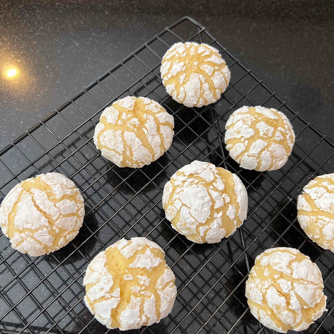 Lemon crinkle cookies 