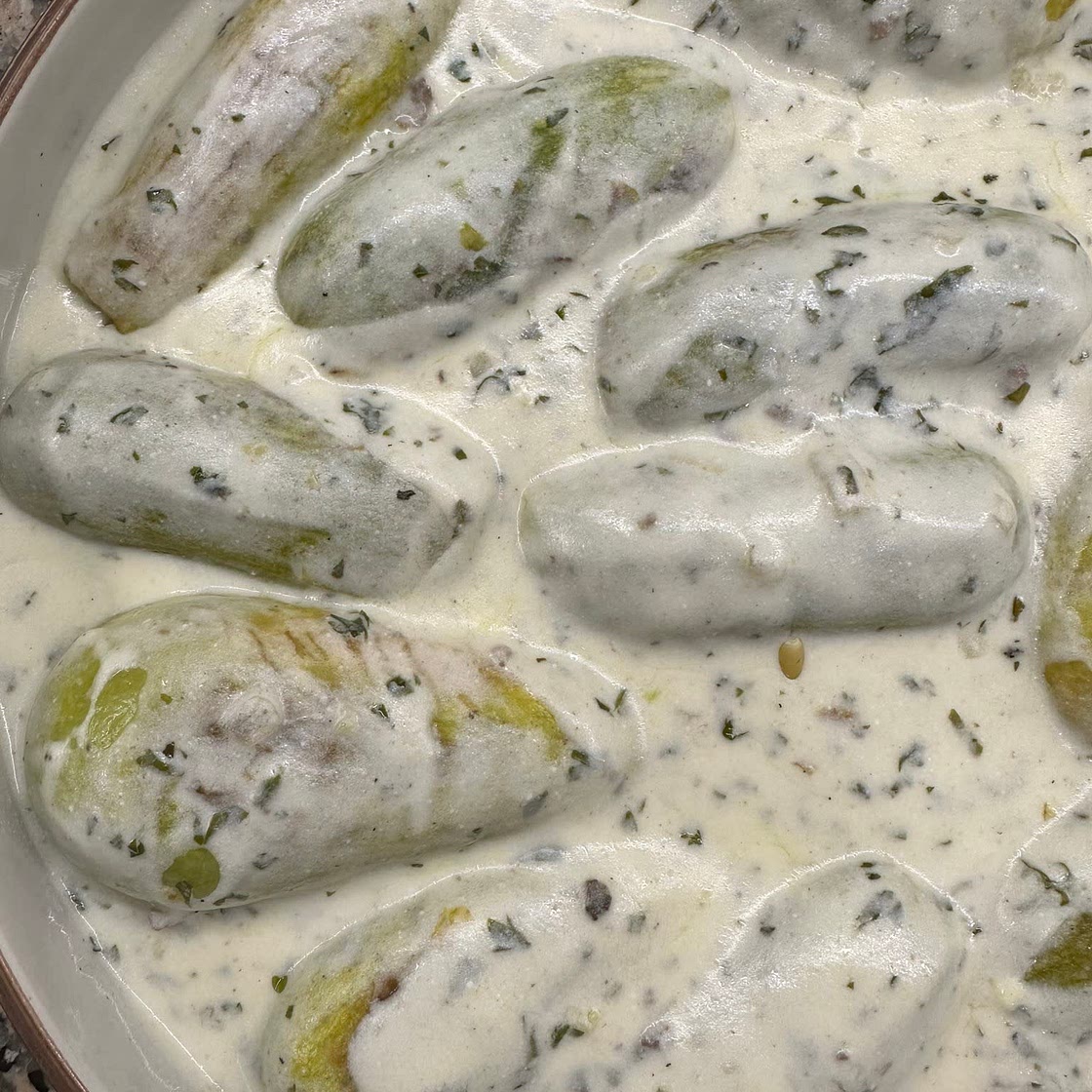 Koosa Bil Laban (Stuffed Zucchini in Yogurt Stew)