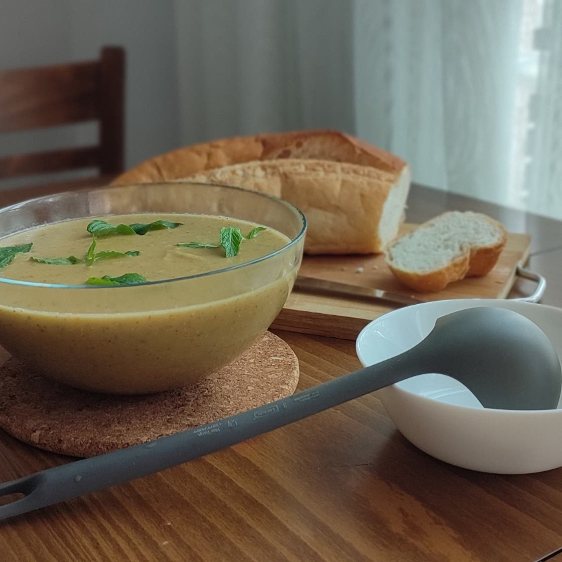 RED LENTIL SOUP WITH CHILE & MINT