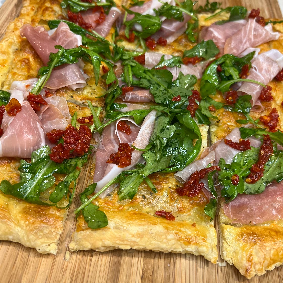 Prosciutto Puff Pastry Flatbrad