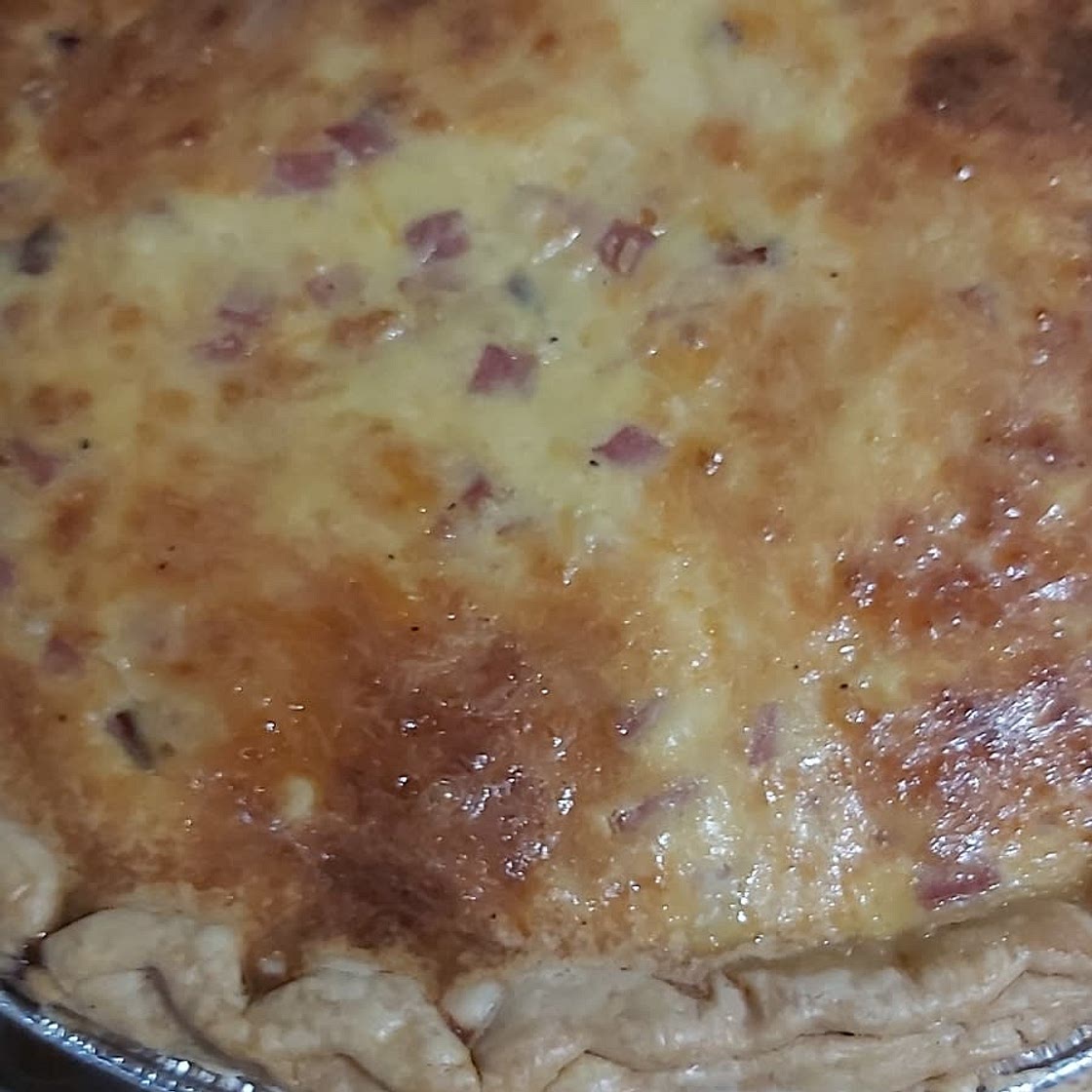 Easy Ham and Cheese Quiche