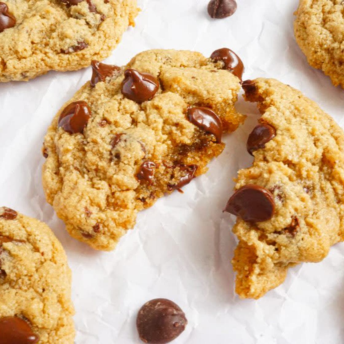 Almond Flour Chocolate Chip Cookies