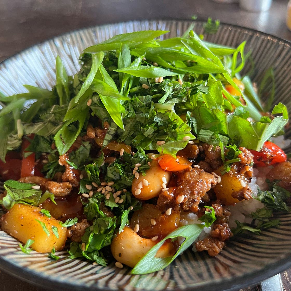 20 Minute Ginger Pineapple Chicken Stir Fry