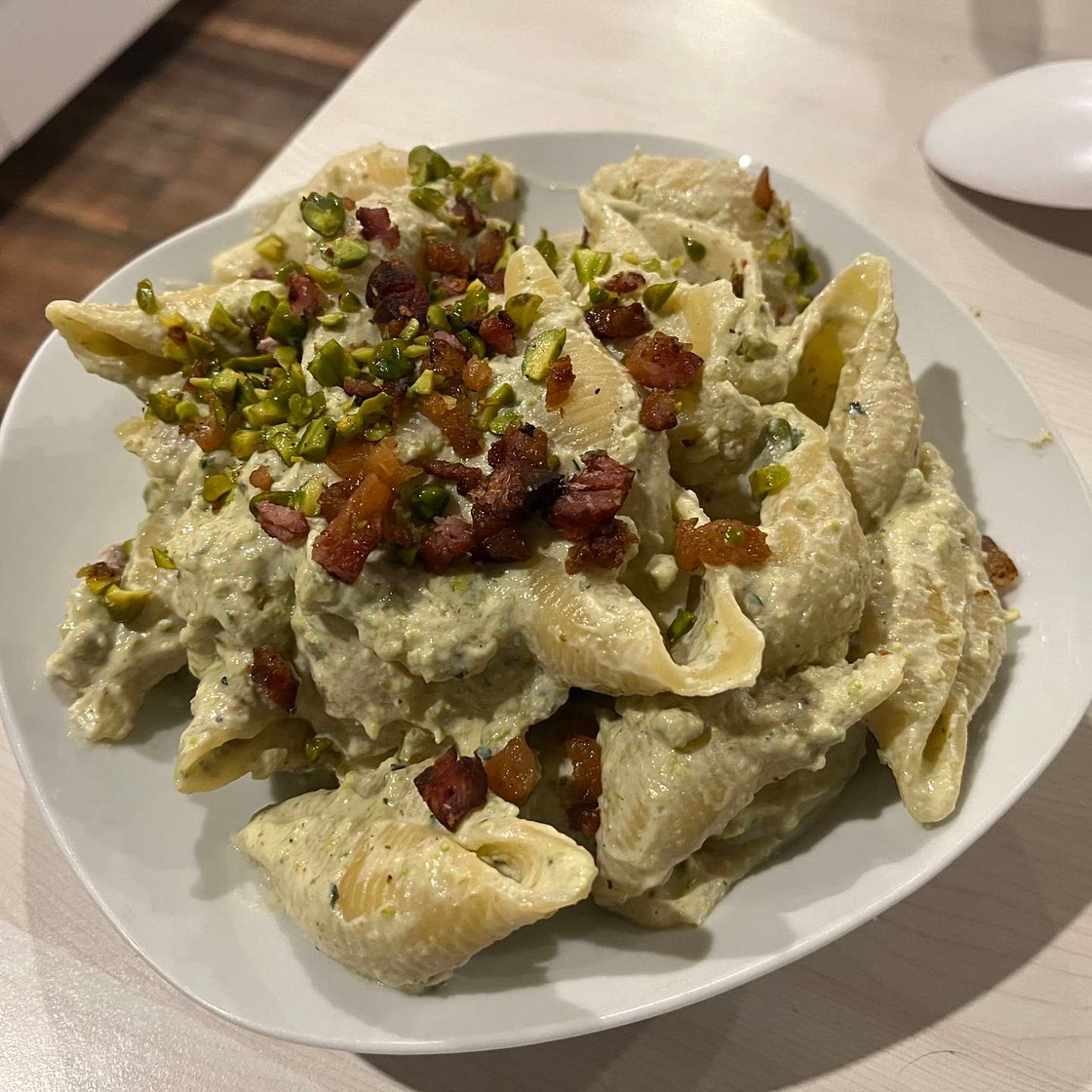 Pasta Ricotta-Speck-pistachios 