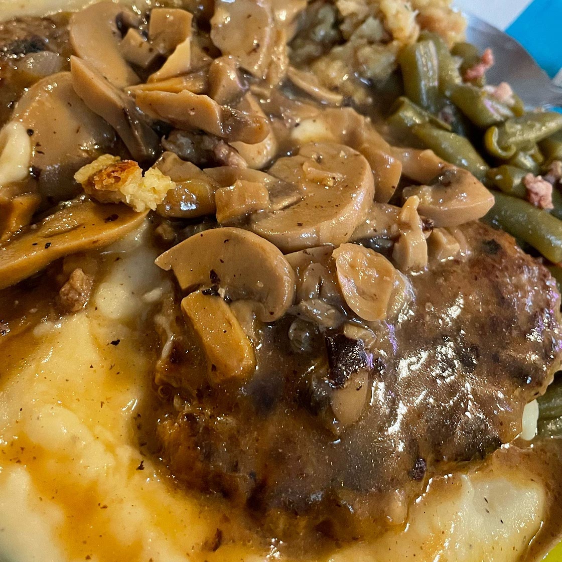 Homemade Salisbury Steak Recipe with Mushroom Gravy