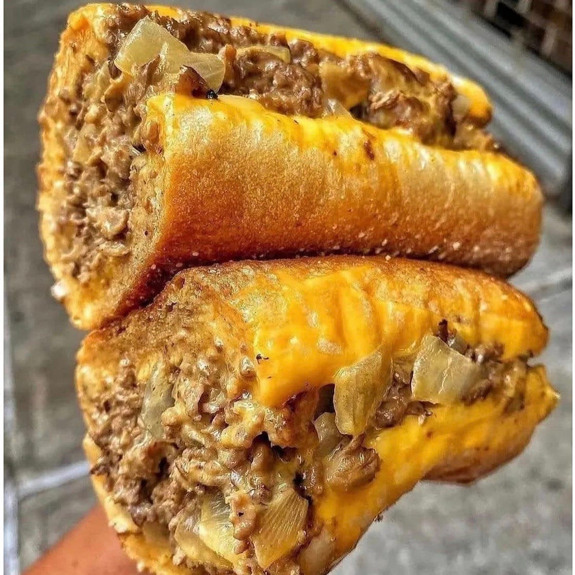Philly Cheese Steak Sloppy Joes 