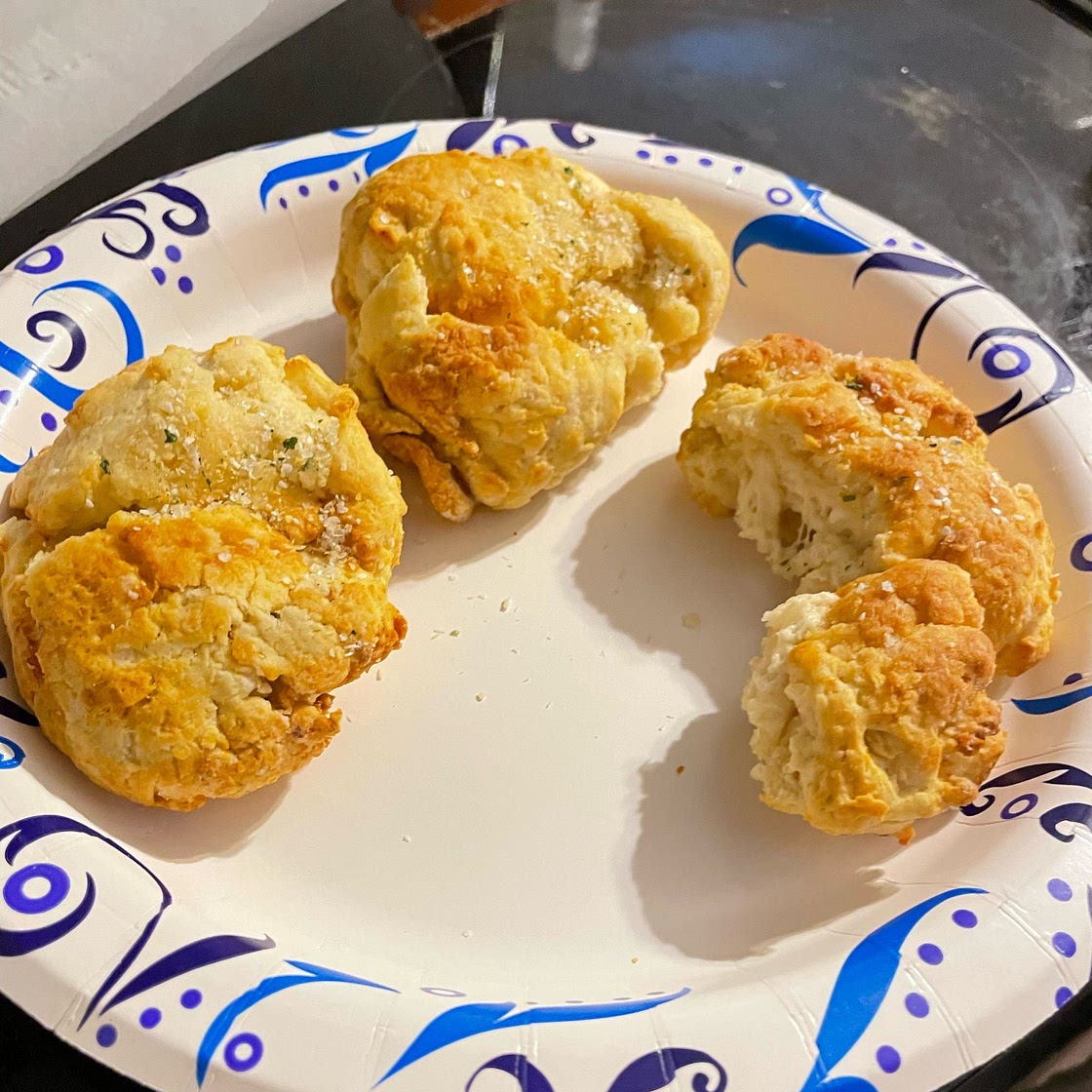 Air Fryer Cheddar Bay Biscuits