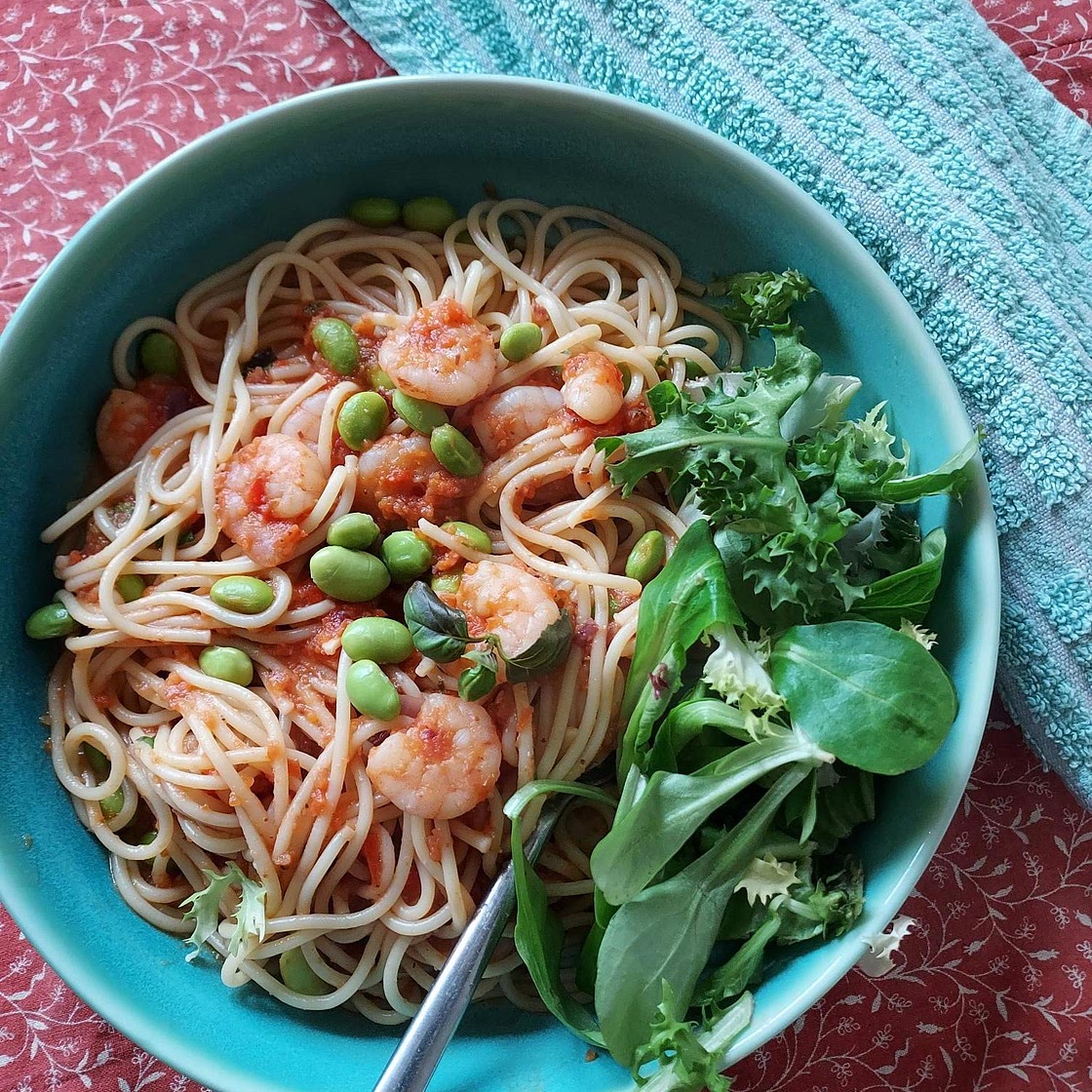 Edamame Bean and Prawn Pasta