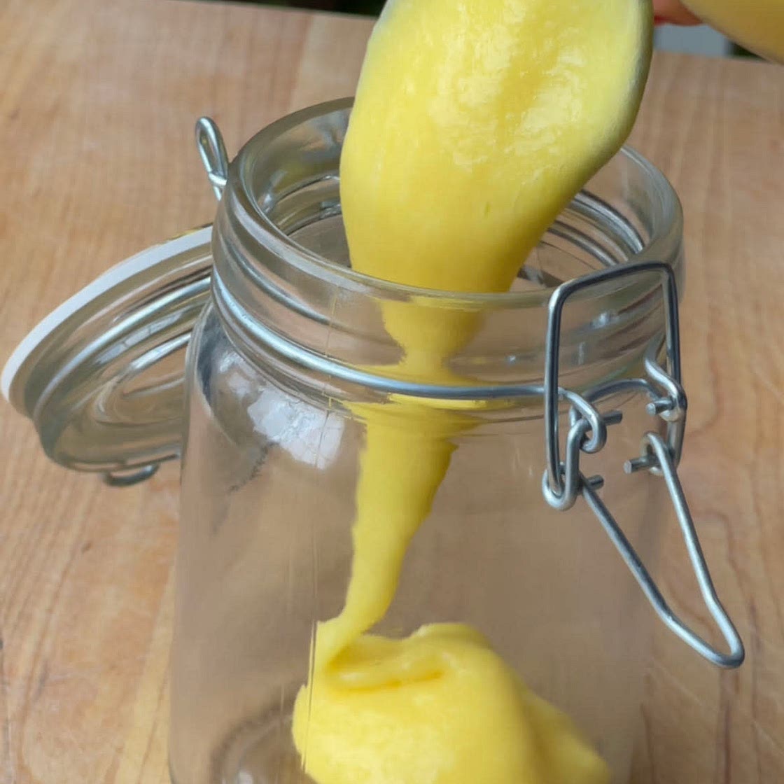 Lemon curd
