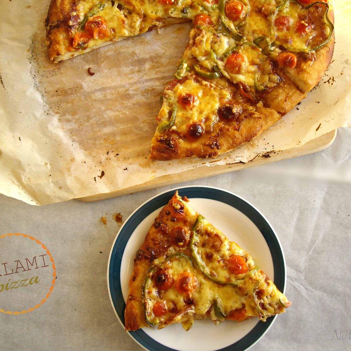 Salami Pizza