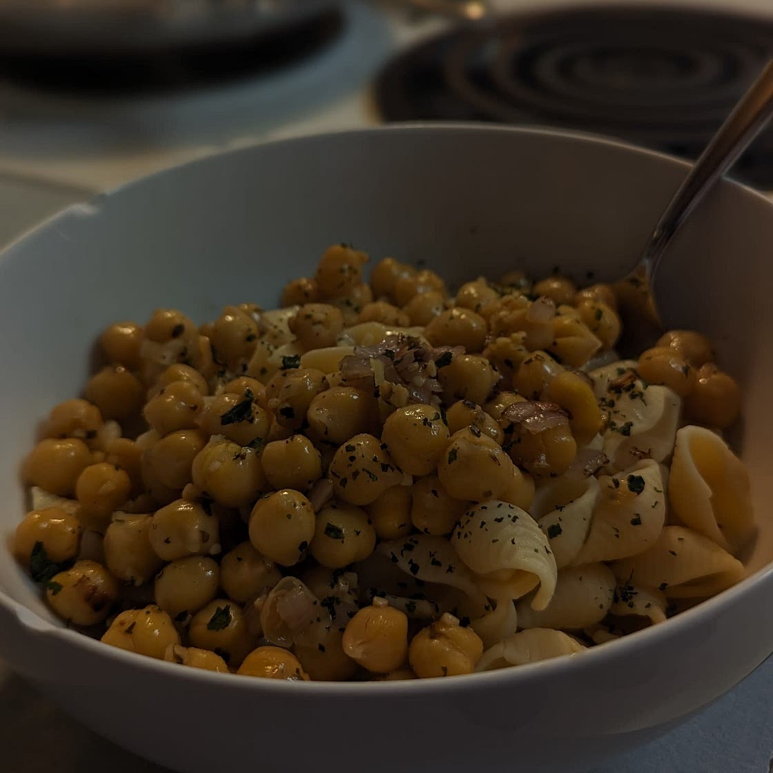 One Pot Lentil Pasta