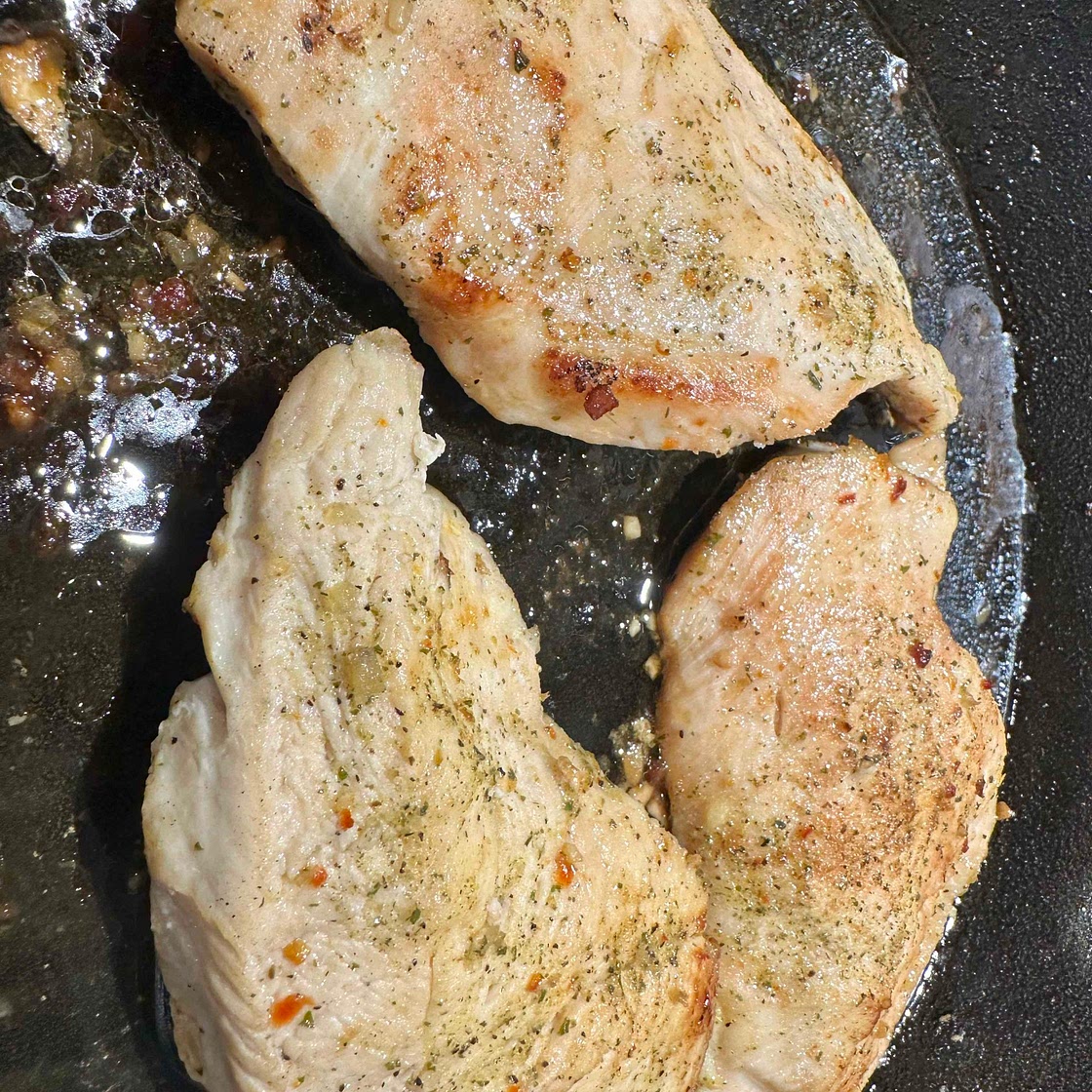 Cast Iron Skillet Chicken 