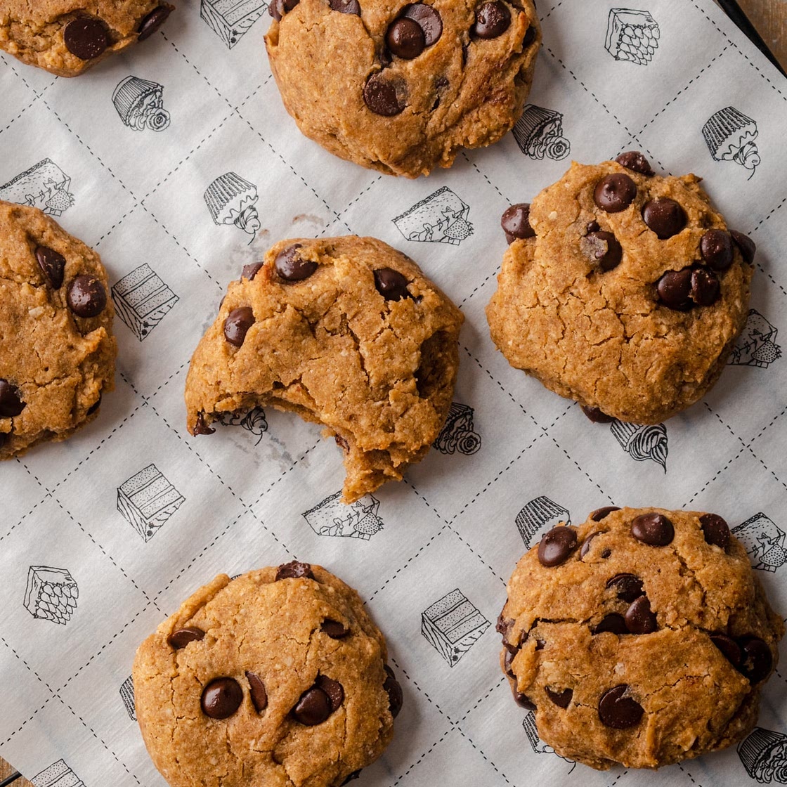 Vegan Pumpkin Chocolate Chip Cookies