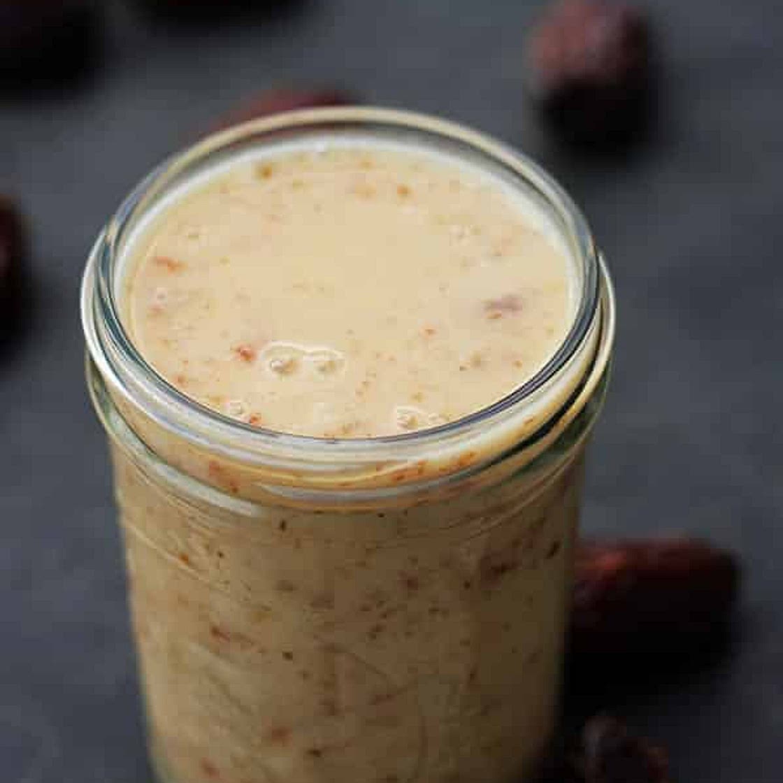 DATE ME BANANA SMOOTHIE