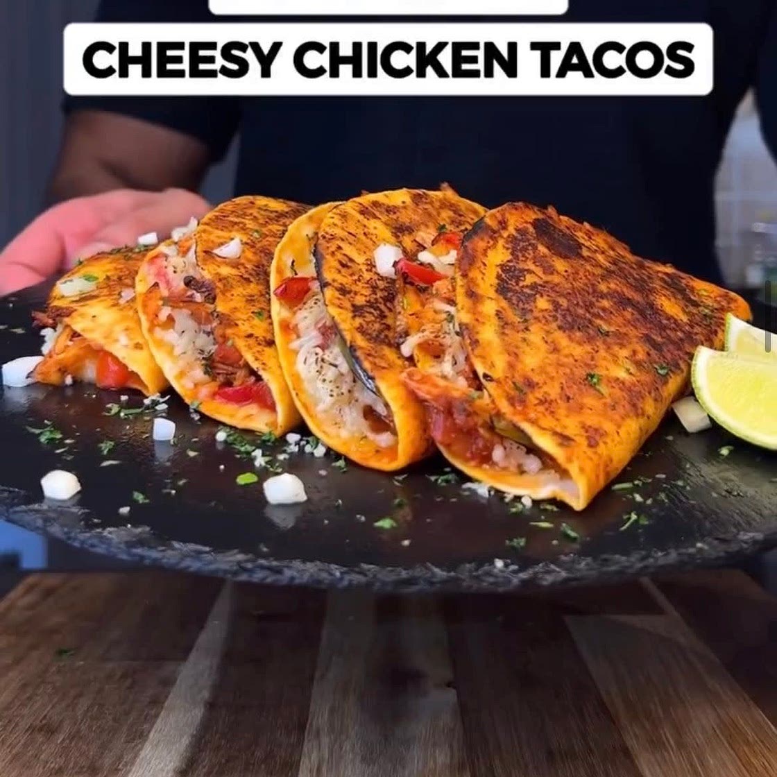 Cheesy chicken tacos