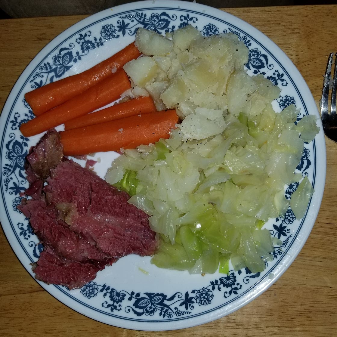Corned Beef and Cabbage Dinner (slow cooker)