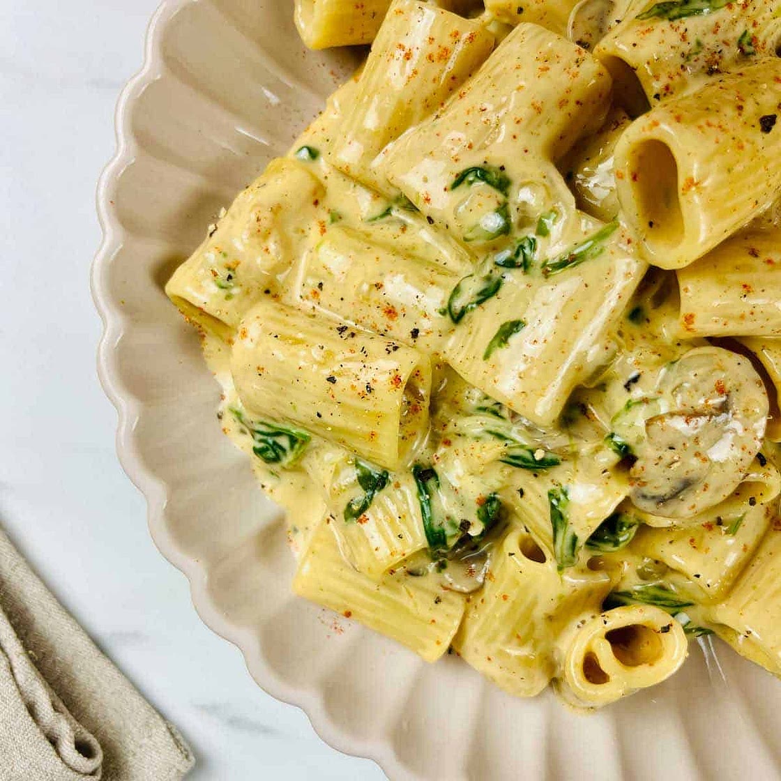 Pasta with Mushrooms and Cream