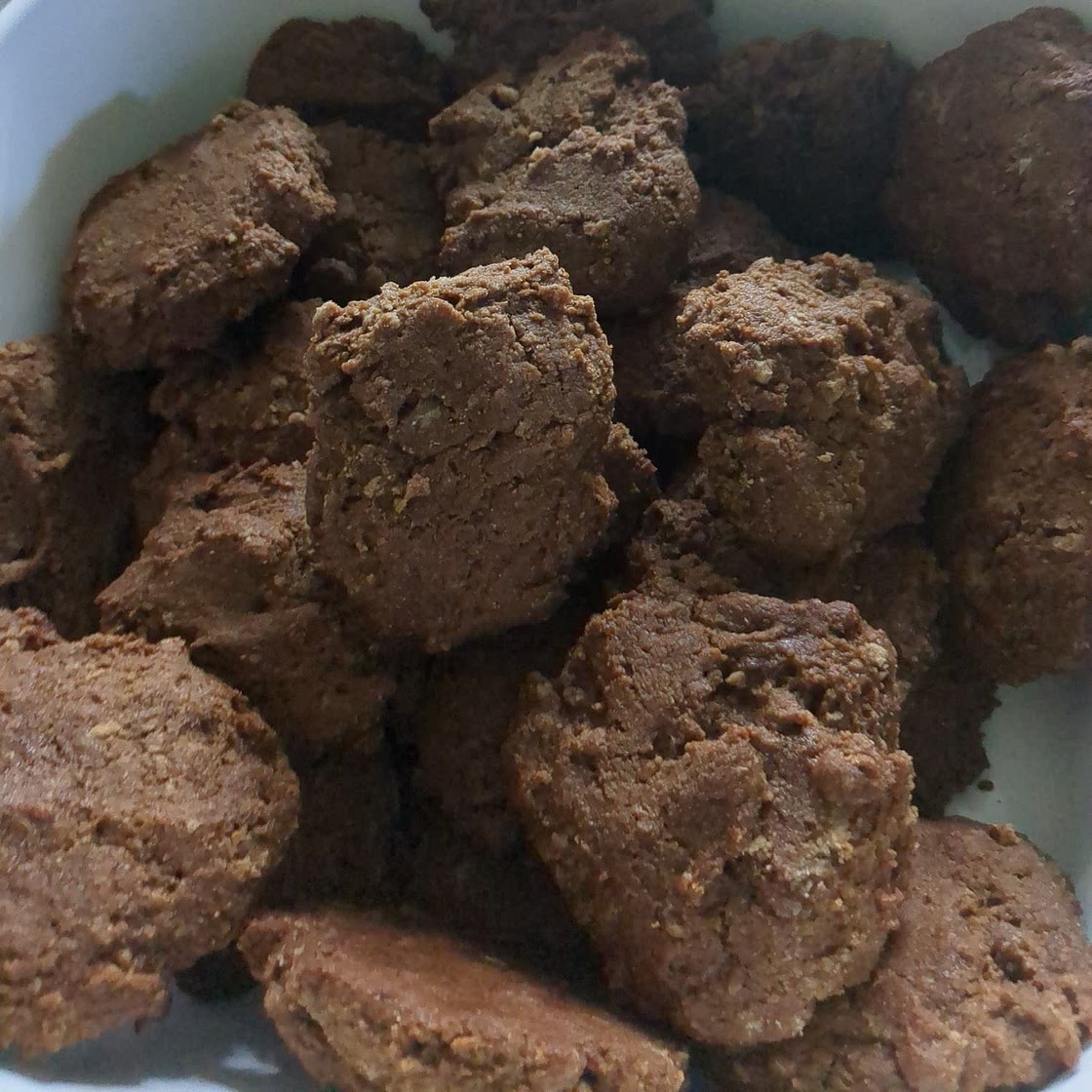 Ginger molasses cookies