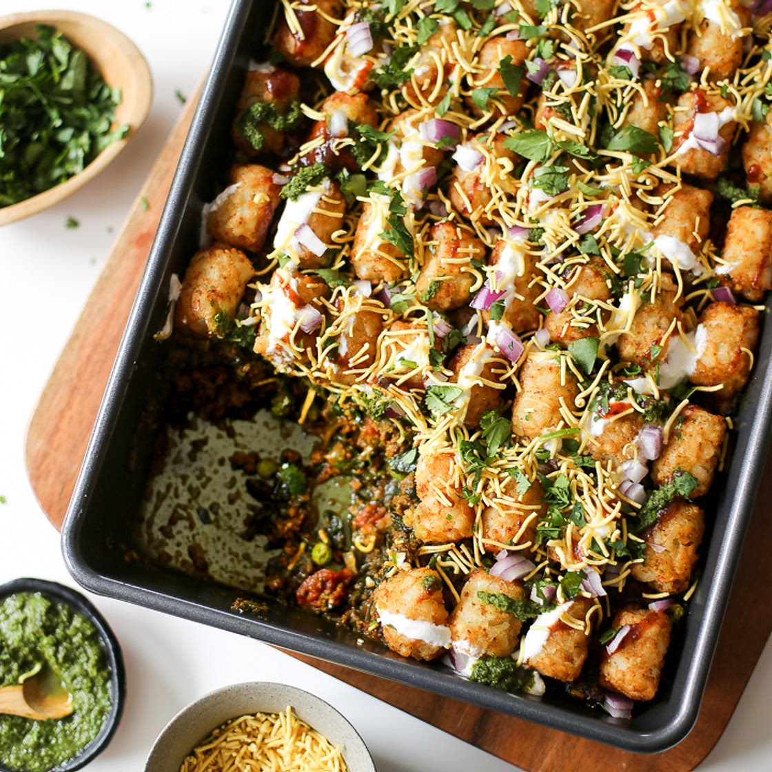 Samosa Chaatdish (Indian Tater Tot Hotdish)